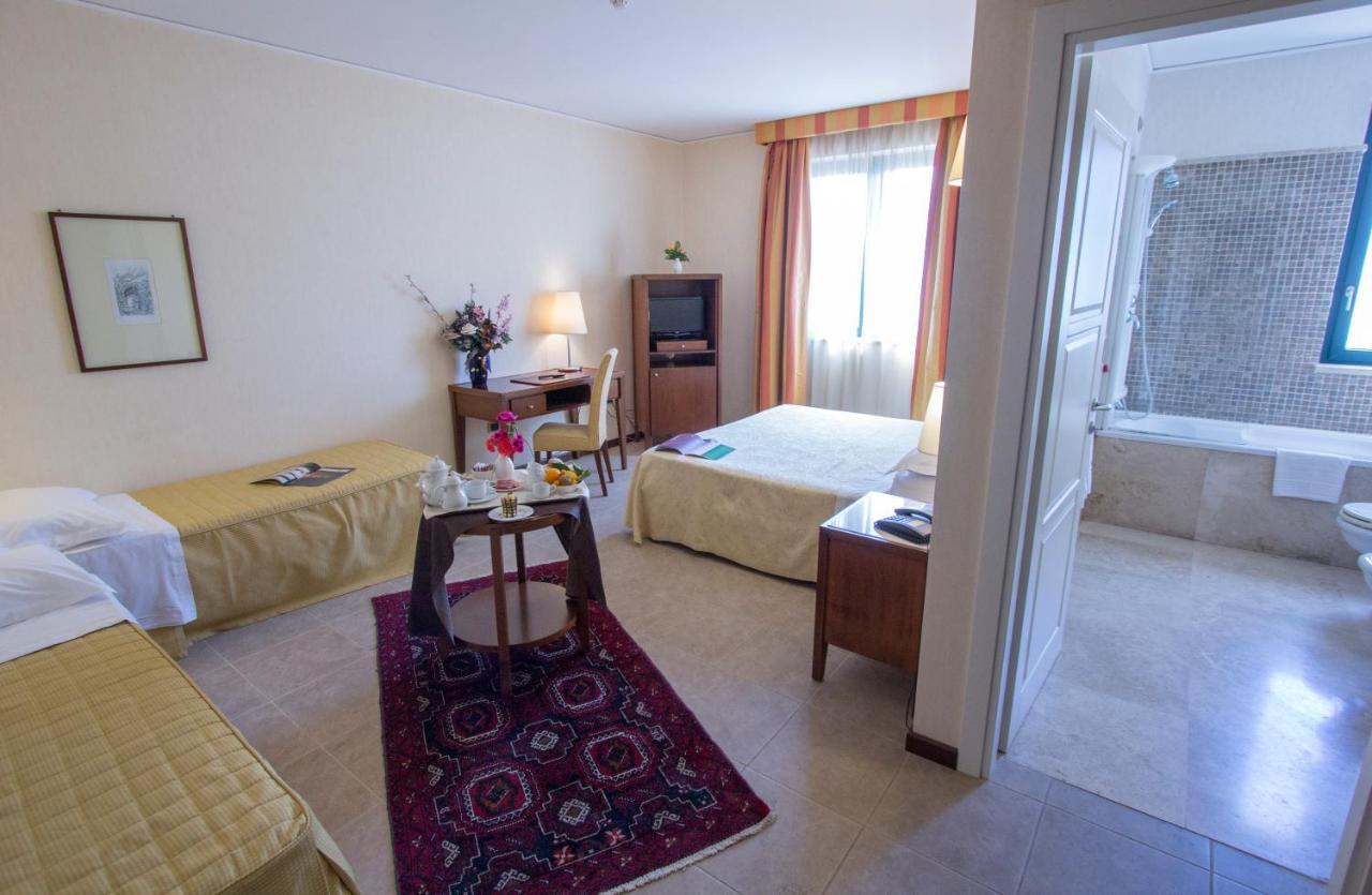Grand Hotel Paestum Bagian luar foto