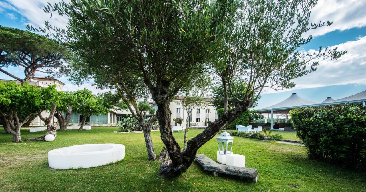Grand Hotel Paestum Bagian luar foto