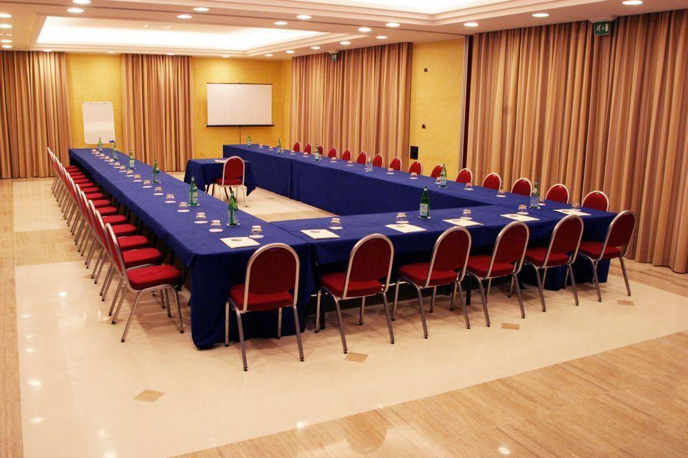 Grand Hotel Paestum Bagian luar foto