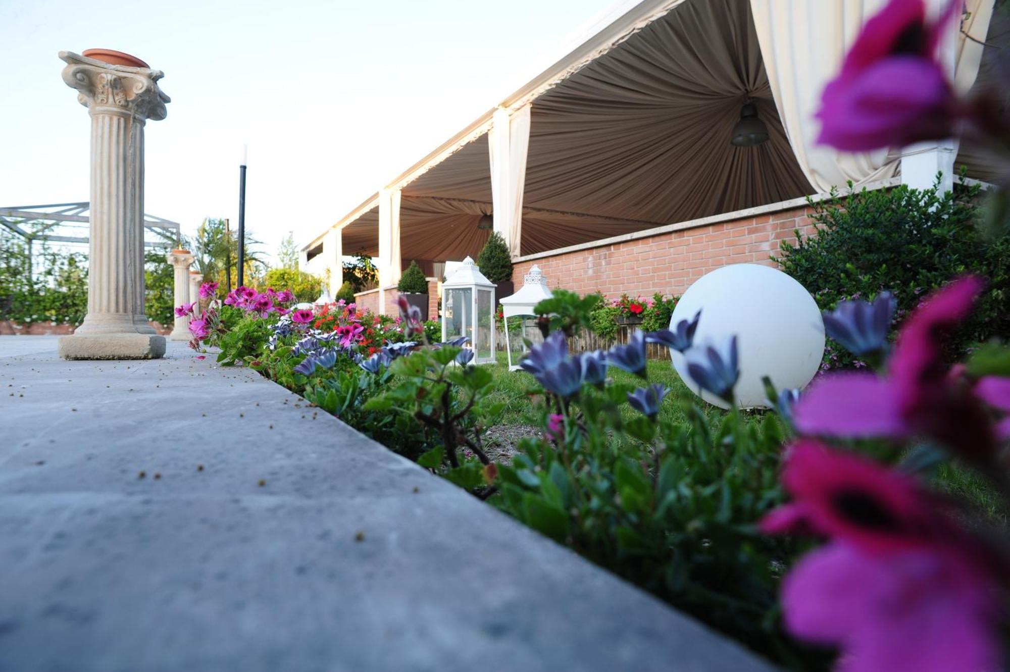 Grand Hotel Paestum Bagian luar foto