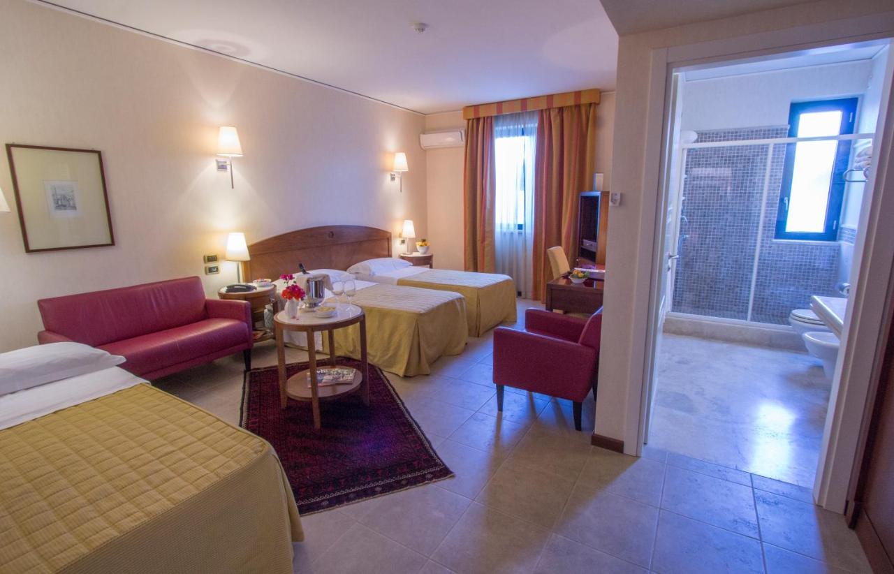 Grand Hotel Paestum Bagian luar foto